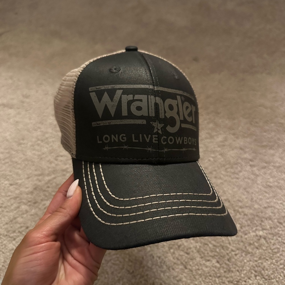 Wrangler Black and Tan Logo Cap